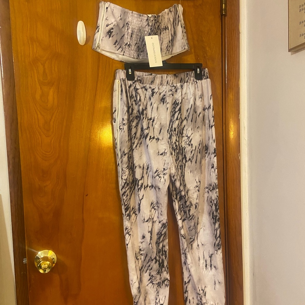 🔥NWT🔥Hot & Delicious Marble Set-Large - Picture 5 of 6